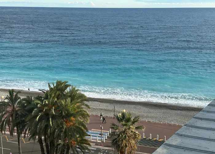 Promenade Des Anglais With Ac Near Negresco